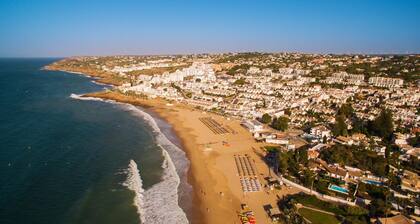 A06 - Seaview 1 Bed Apartment by DreamAlgarve