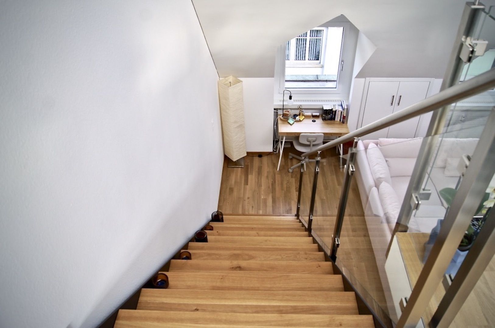 deluxe suite, 3 bedrooms, connecting rooms, mezzanine | living area | 48-inch led tv with digital channels, smart tv, video game console