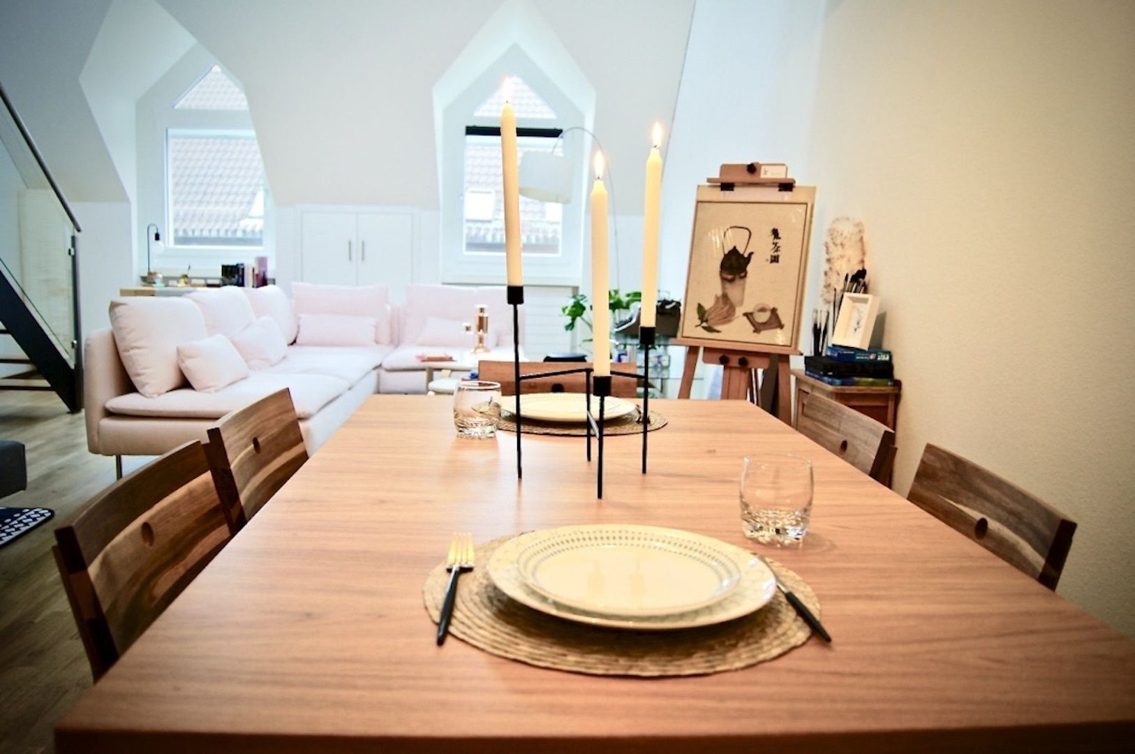 deluxe suite, 3 bedrooms, connecting rooms, mezzanine | room service – dining