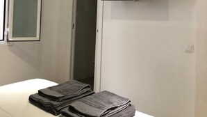 Unclassified image, 2 of 115, button - Hostalin Madrid Atocha (Madrid)