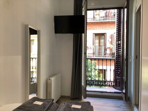 Double Room, Balcony | View from room - Hostalin Madrid Atocha (Madrid)