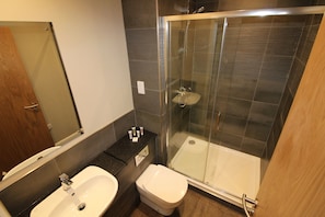 Premium Apartment, 2 Bedrooms | Bathroom | Combined shower/tub, free toiletries, hair dryer