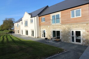 Exterior - Plawsworth Aparthotel (Chester-le-Street)