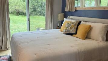 Luxury Chalet | Premium bedding, individually decorated, individually furnished