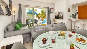 Unclassified image, 3 of 46, button - B06 - Top Floor Marina Club 2 Bed Apartment by DreamAlgarve (Lagos)