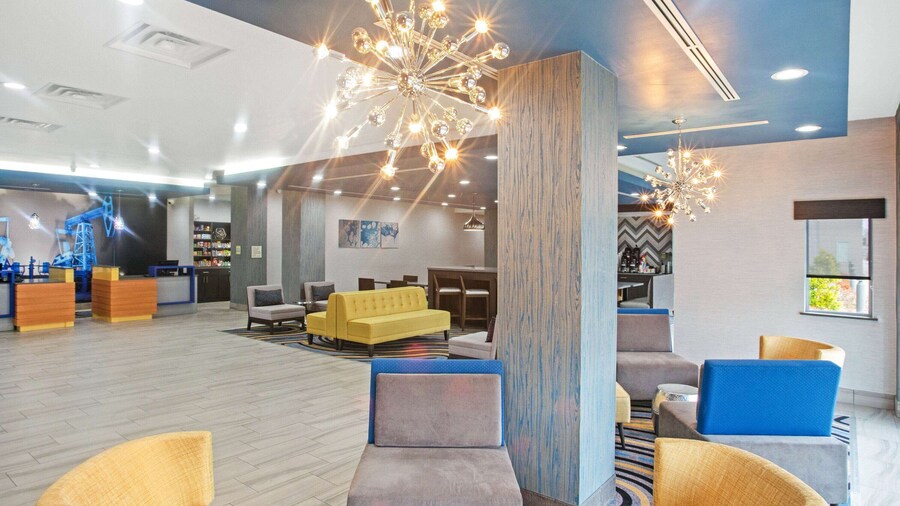 La Quinta Inn & Suites by Wyndham Ponca City