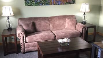 Suite, 1 King Bed with Sofa bed (Room 1) | Living room