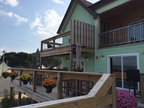 Terrace/patio - Roam Inn (Munising)
