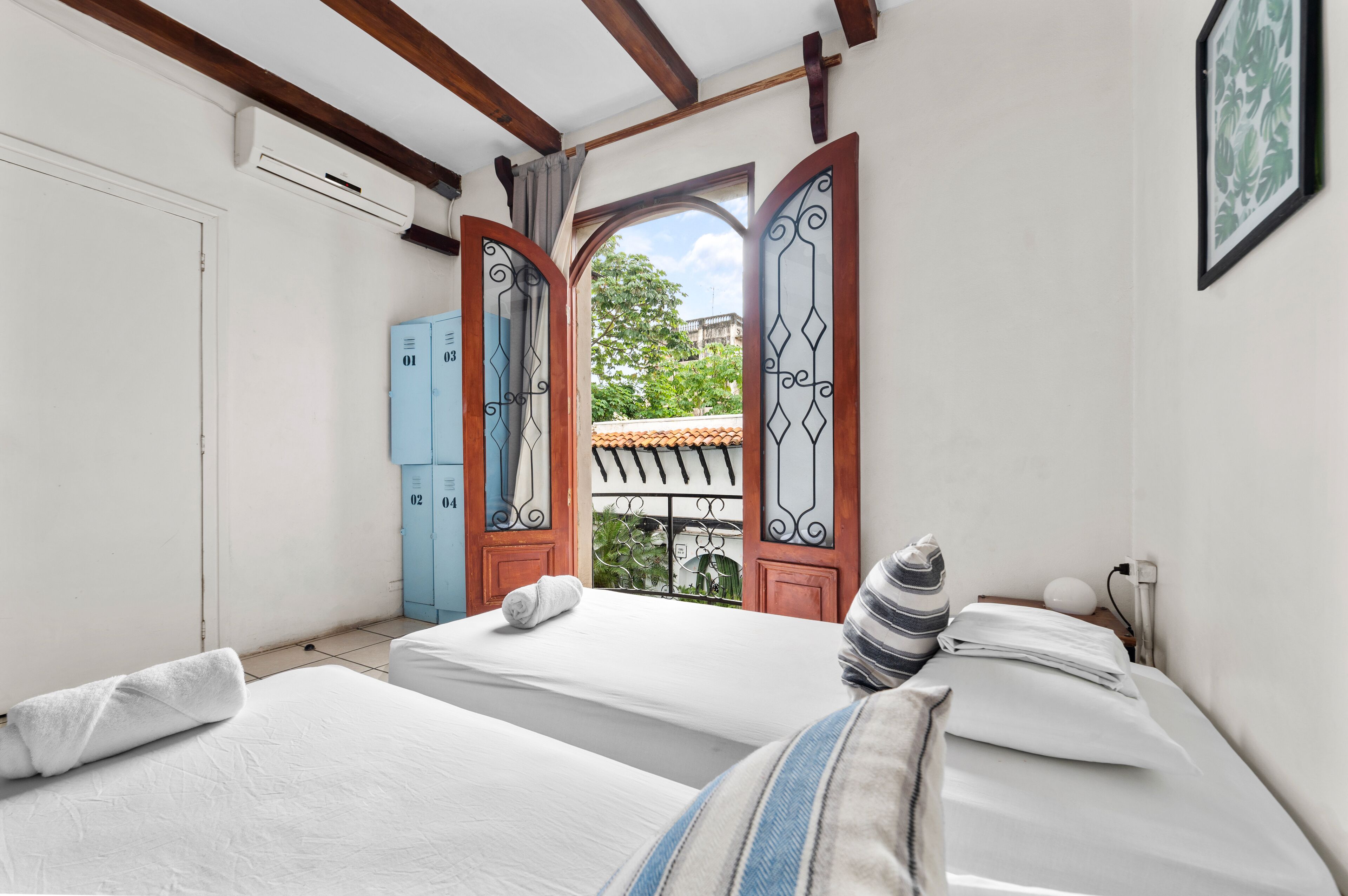 Photo - Socialtel Granada