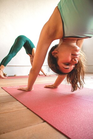 Yoga - Socialtel Granada (Granada)