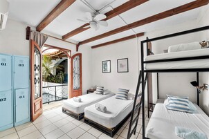 Ropa de cama de alta calidad y wifi gratis 