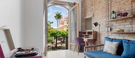 Premium Suite, Balcony | Aire de séjour