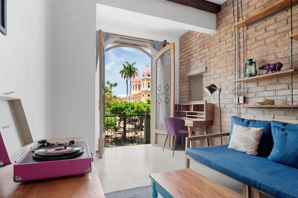 Premium Suite, Balcony | Oppholdsområde