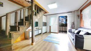 Duplex | Living area - Gyeongpo Woosung Pension (Gangneung)