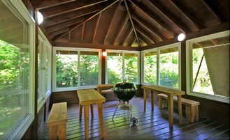 BBQ/picnic area