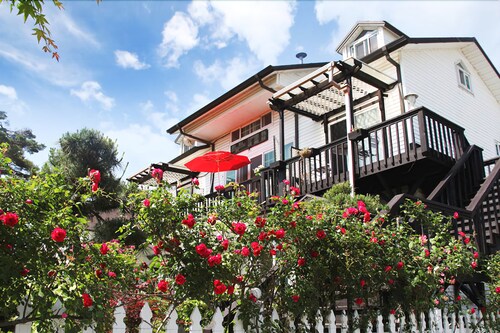 Gyeongpo Sea Pension