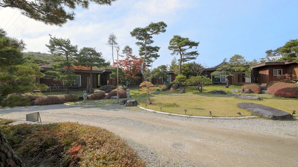 Exterior - Gangneung Way to Gyeongpodae Pension (Gangneung)