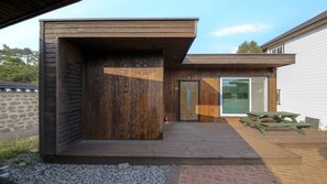 Condo (Dasol) | Terrace/patio