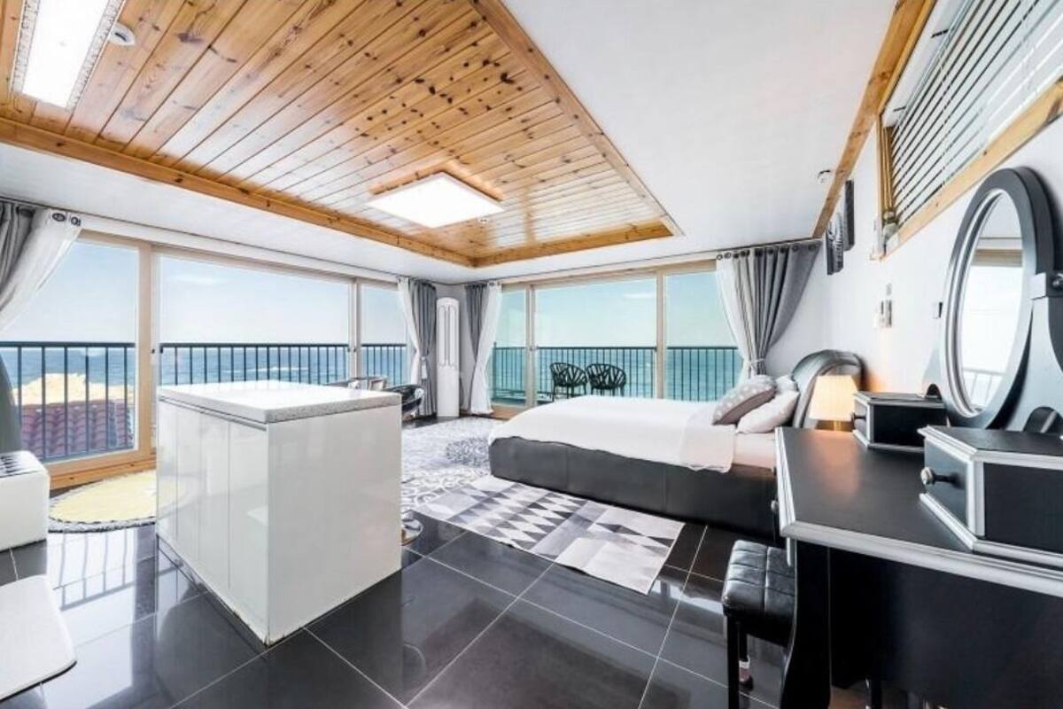 Zimmer (Ocean 301) | Schreibtisch, Verdunkelungsvorhänge, kostenloses WLAN