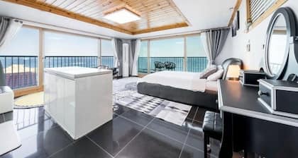 Gangneung Seaview Pension
