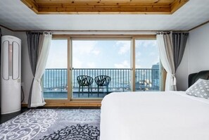 301 Ocean Room