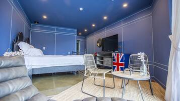 Room, River View (SS IX) | 1 bedroom, premium bedding, free WiFi, bed sheets