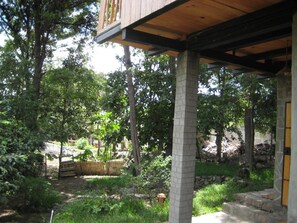 Khuôn viên nơi lưu trú