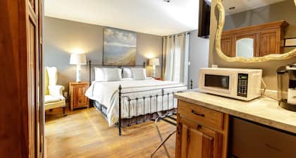 The Inn At Warm Springs