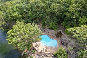 Indoor pool, outdoor pool - Treetop Village 15, Outdoor Pool steps away, Sleeps 8, Pet-friendly, 13 MM (Four Seasons)