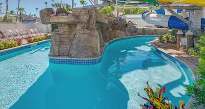 2 BD/2BA Condo at Waterpark - 4 FREE waterpark passes