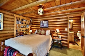 4 chambres, bureau, fer et planche à repasser, accès au Wi-Fi (inclus)