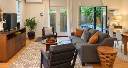Northwest Nob Hill Alphabet District! Free Parking! 1180 sq. ft.! Walk score 97!