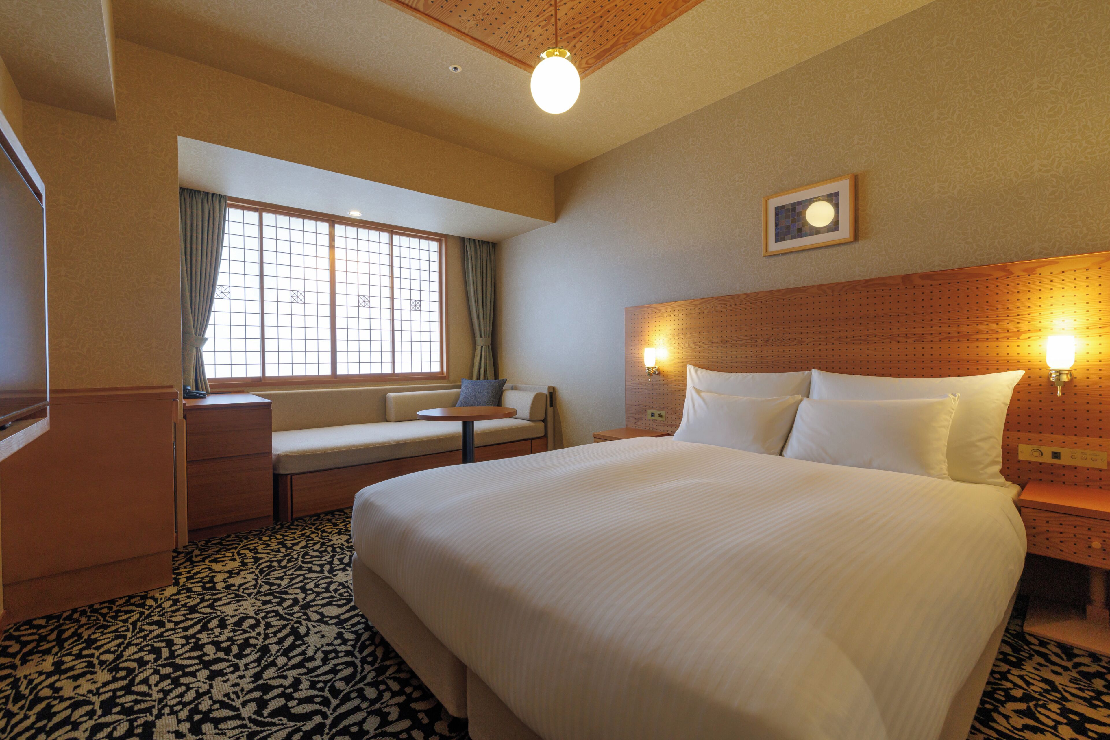 Superior Double Room, 1 Double Bed, Non Smoking | Down duvets, in-room safe, soundproofing, free WiFi