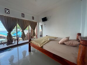 Rom – deluxe | Lydisolert og kablet internett (inkludert)