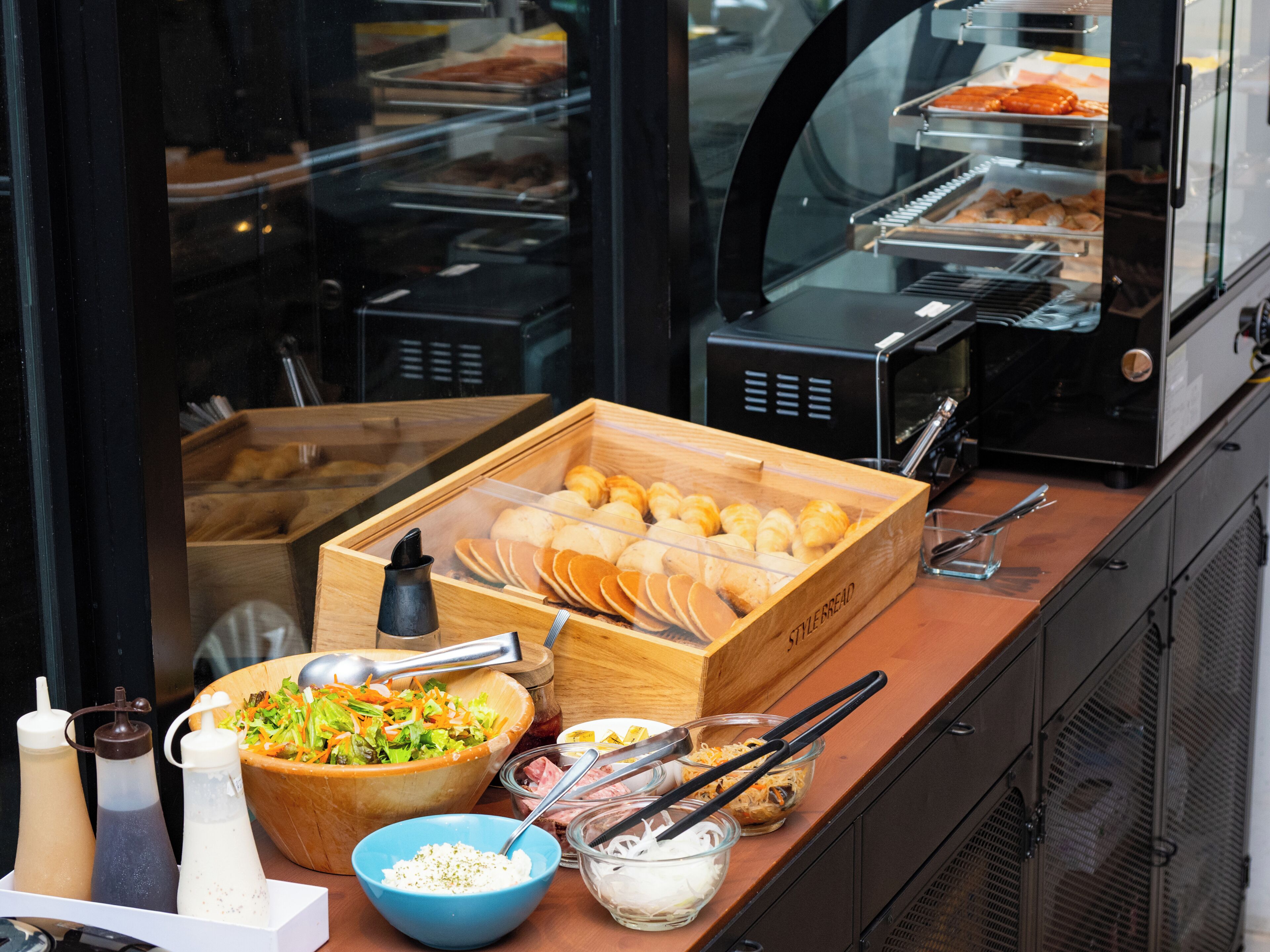 Desayuno de autoservicio todos los días (con cargo)