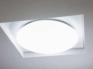 Schreibtisch, kostenloses WLAN