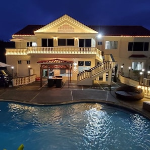 Outdoor pool, open 7 AM to 7 PM, pool umbrellas, sun loungers