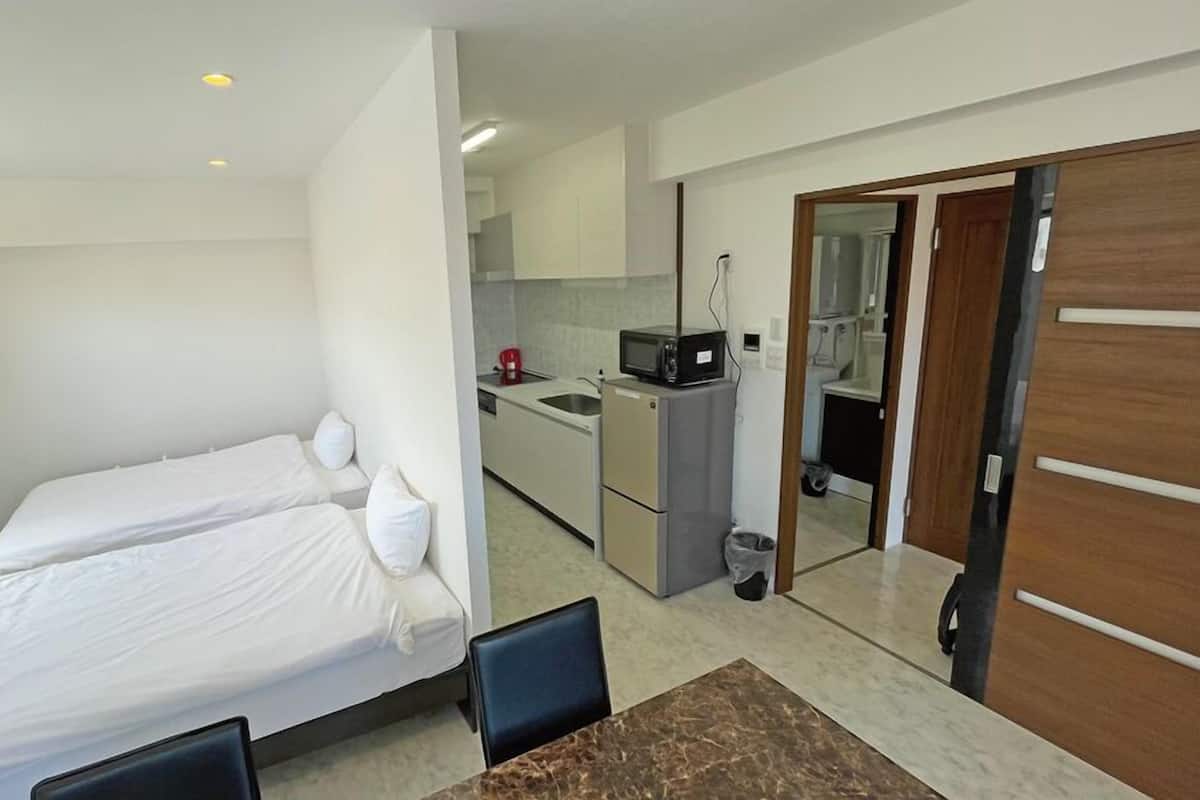 Desk, soundproofing, iron/ironing board, free WiFi