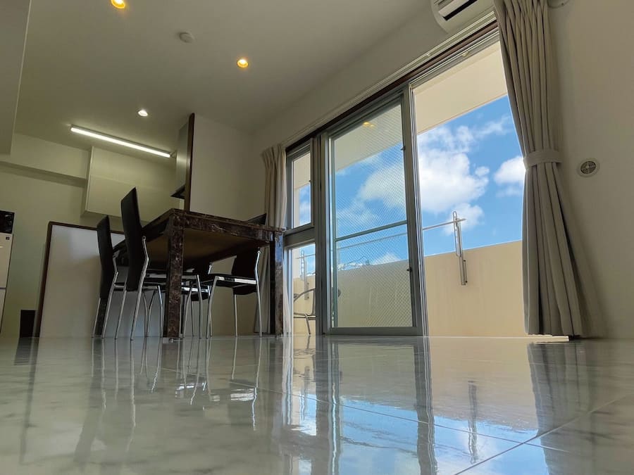 Televisión de pantalla plana