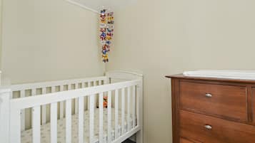 コンフォート コテージ 2 ベッドルーム | 子供用のテーマ ルーム