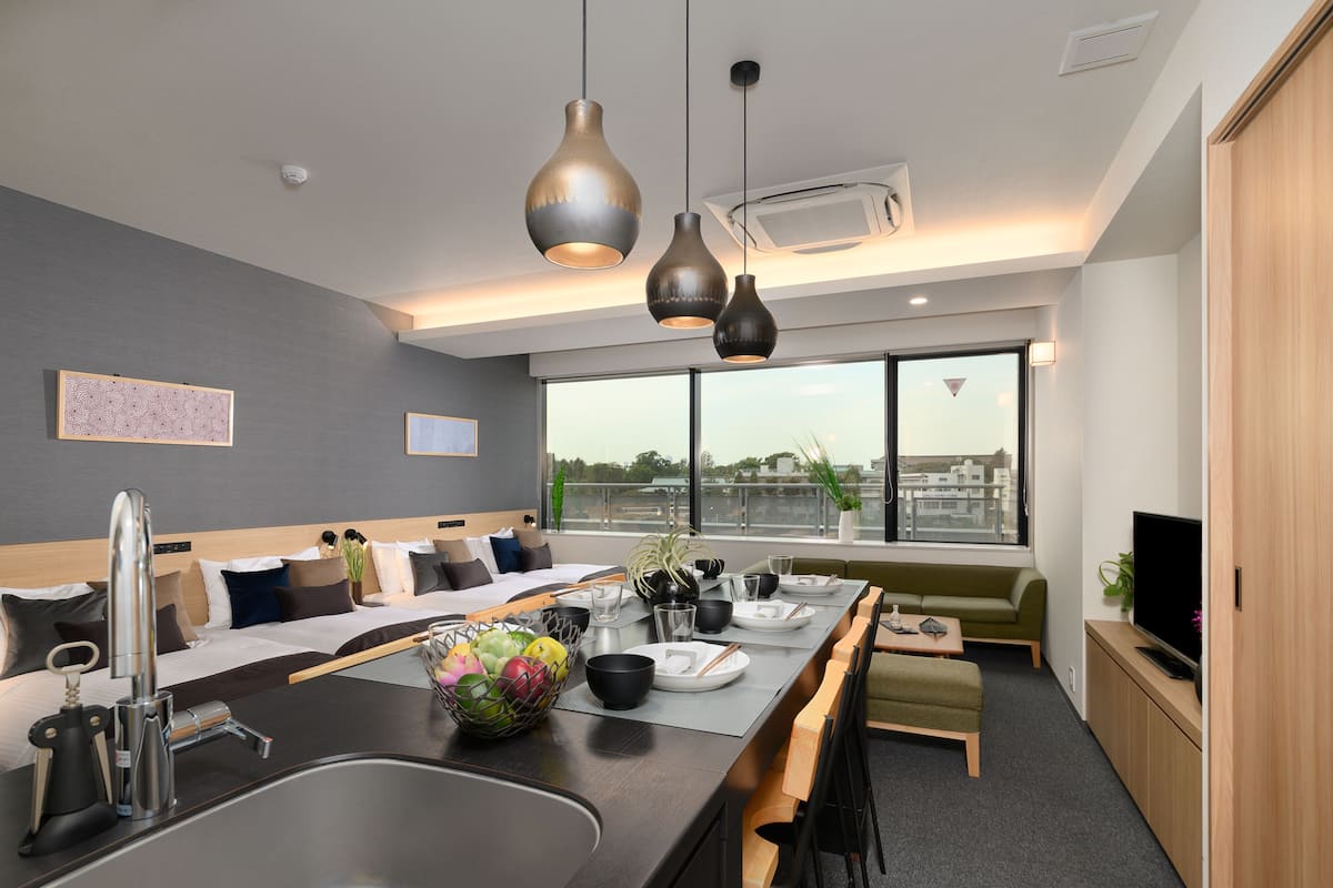 Familienapartment (Premium) | Daunenbettdecken, Zimmersafe, Schreibtisch, kostenloses WLAN