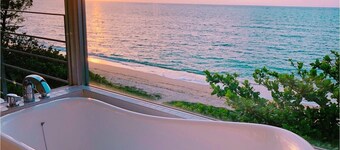 Beach Room