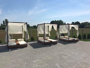 Sundeck - Hanul lui Bogdan (Faget)