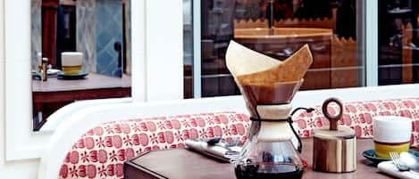 Daily buffet breakfast (EUR 21 per person)
