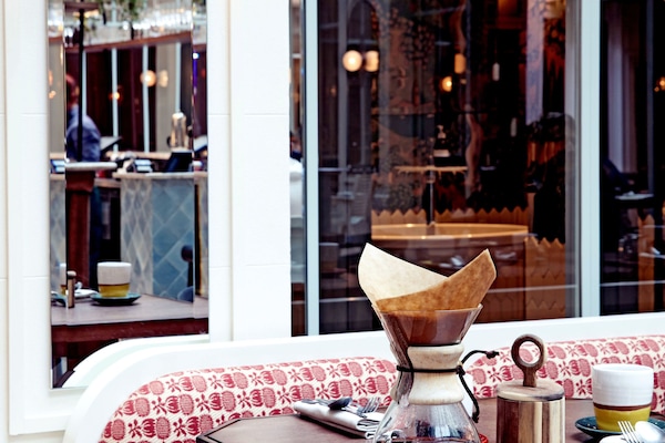 Daily buffet breakfast (EUR 21 per person)