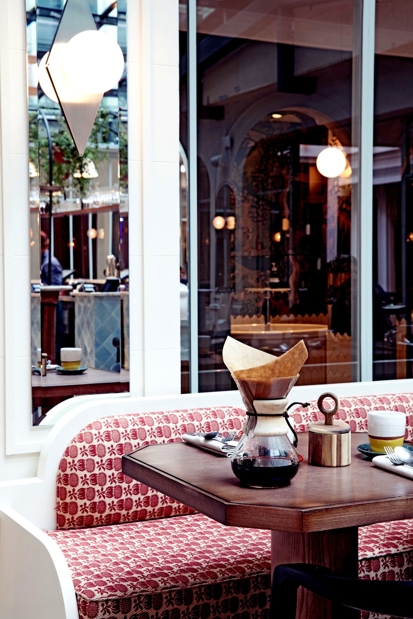 Daily buffet breakfast (EUR 21 per person)