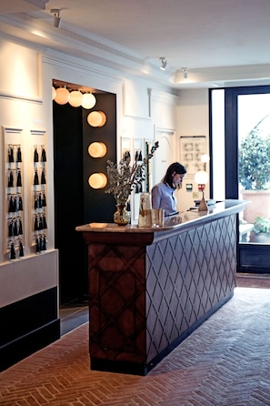 Lobby - Grands Boulevards Experimental (Paris)