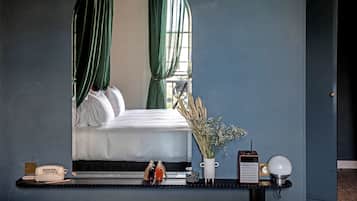 2 habitaciones, ropa de cama de alta calidad y minibar