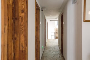 Detall de l'interior