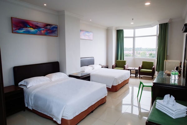 Executive Deluxe Family | Skrivebord, blendingsgardiner, strykejern/-brett og wi-fi (inkludert)